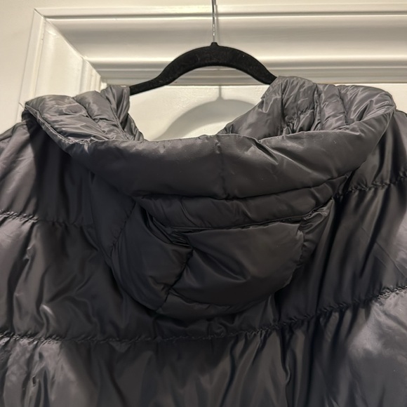 MaxMara The Cube Down Poncho - Picture 4 of 14